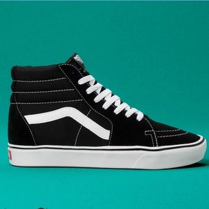 Vans women’s size 6 comfycush sk8-hi